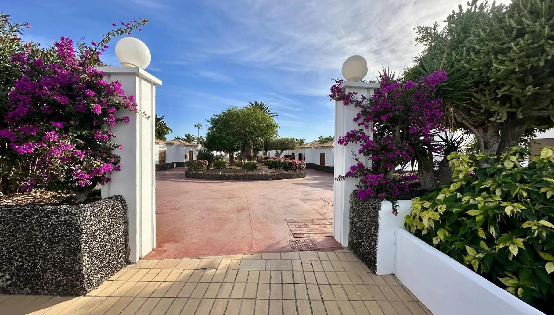 Sunny Daze Golf Del Sur Apartment San Miguel de Abona